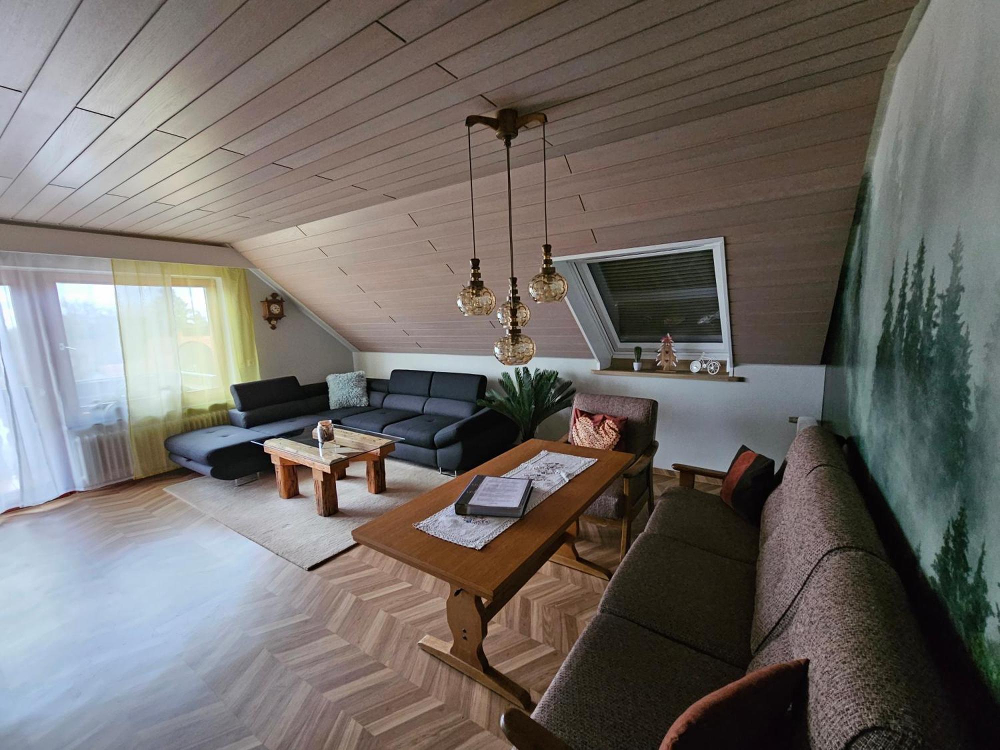 Chickenhill Blackforest, Grosse Ferienwohnung Im Schwarzwald Bad Wildbad Luaran gambar